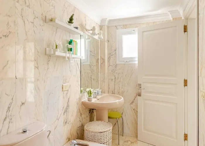 Spectacular Parking Powerful Wifi Seaview *