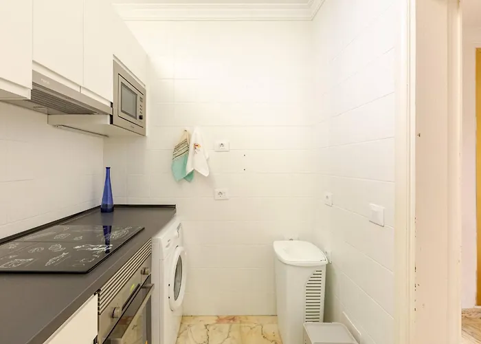 Spectacular Parking Powerful Wifi Seaview