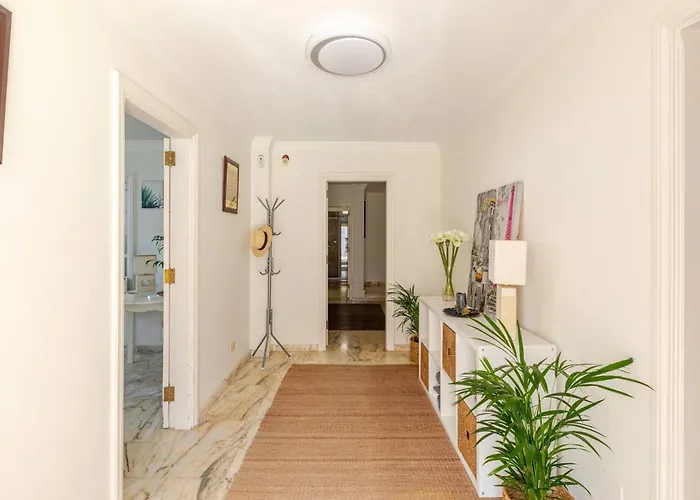 Spectacular Parking Powerful Wifi Seaview